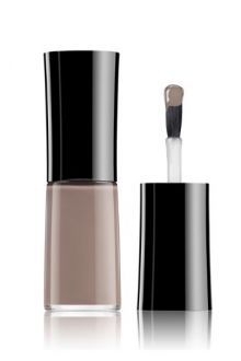 005-Giorgio-Armani-lak-na-nehty-2013_1221501666