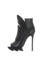 009-Camilla-Skovgaard-Boty-Obuv-Fall-2013