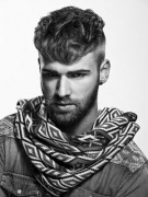 017-Zaneta-Lichnova-kadernik-roku-2013-objev-roku-TONI-GUY