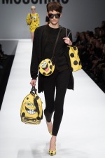 031-Moschino-ready-to-wear-rtw-fall-2014-Milan