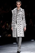 002-Roberto-Cavalli-ready-to-wear-rtw-fall-2014-Milan
