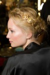 011-Dolce -x-Gabbana-ozdoby-do-vlasu-top-10-jarnich-ucesu-vlasy-strihy