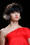 008-Fendi-rozcepyreny-bob-10-jarnich-ucesu-vlasy-strihy