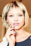 028-Marc-Jacobs-rozcepyreny-bob-10-jarnich-ucesu-vlasy-strihy