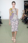 001-Giambattista-Valli-stocene-drdoly-top-10-jarnich-ucesu-vlasy-strihy