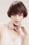 019-2012-Spring-Luxe-HCF-vlasy-ucesy-strihy-kolekce