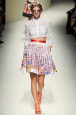 044-kvetinova-moda-flower-fashion-alberta-ferretti-rtw-milan-spring-2014