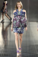 047-kvetinova-moda-flower-fashion-mary-katrantzou-rtw-london-spring-2014