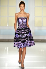 056-kvetinova-moda-flower-fashion-temperley-london-rtw-london-spring-2014