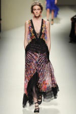 074-kvetinova-moda-flower-fashion-alberta-ferretti-rtw-milan-spring-2014