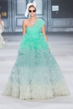 043-giambattista-valli--haute-couture-fall-2014