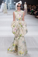 091-vecerni-saty--gowns--vecerni-saty--gowns-giambattista-valli--haute-couture-fall-2014