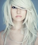 074-platinova-blond--vlasy-ucesy-strihy