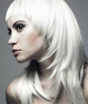 075-platinova-blond--vlasy-ucesy-strihy