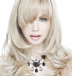 076-platinova-blond--vlasy-ucesy-strihy