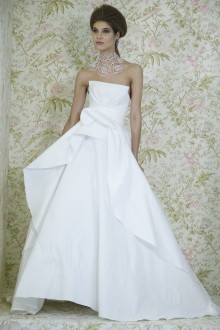 015-Angel-Sanchez-wedding-svatba-svadba-saty-spring-2015