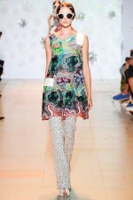 028-tsumori-chisato--ready-to-wear-rtw--jaro-leto-spring-2015--paris