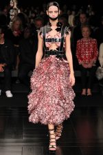 029-alexander-mcqueen--ready-to-wear-rtw--jaro-leto-spring-2015--paris