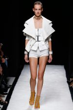 007-balmain--ready-to-wear-rtw--jaro-leto-spring-2015--paris