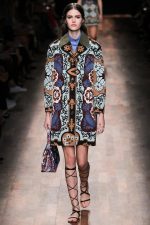 011-valentino--ready-to-wear-rtw--jaro-leto-spring-2015--paris