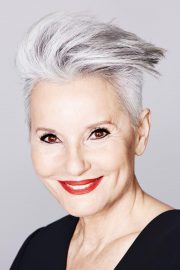 002-silver-glory-ucesy-pro-starsi-zeny-age-of-beauty-schwarzkopf