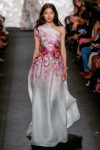 039-naeem-khan--ready-to-wear-rtw--jaro-leto-spring-2015--new-york