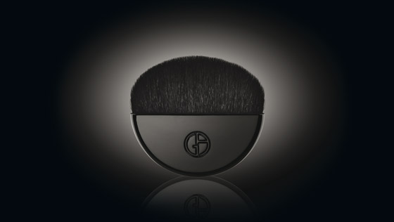 Giorgio Armani Maestro compact fusion make up