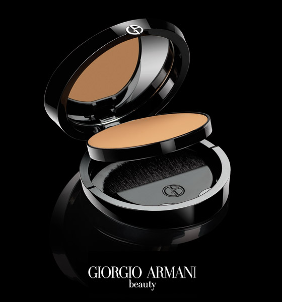 Giorgio Armani Maestro compact fusion make up