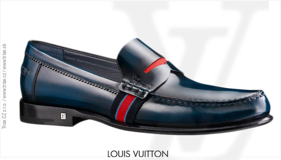 Pánské boty z kolekce obuvi Louis Vuitton pro jaro a léto 2014 s módními námořnickými akcenty.