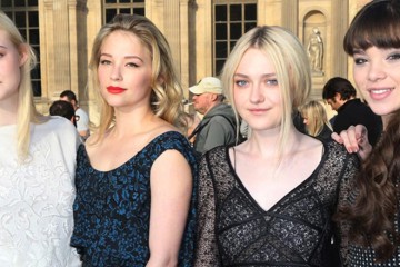 Přehlídku Marc Jacobse pro Louis Vuitton s kolekcí pro nadcházející jaro a léto 2014 si nenechali ujít ani celebrity.