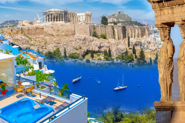 Dovolená Řecko – to je synonymum pro nezapomenutelnou dovolenou. Vybere si totiž každý – milovníci slunění u moře i ti z nás, které více fascinují památky.